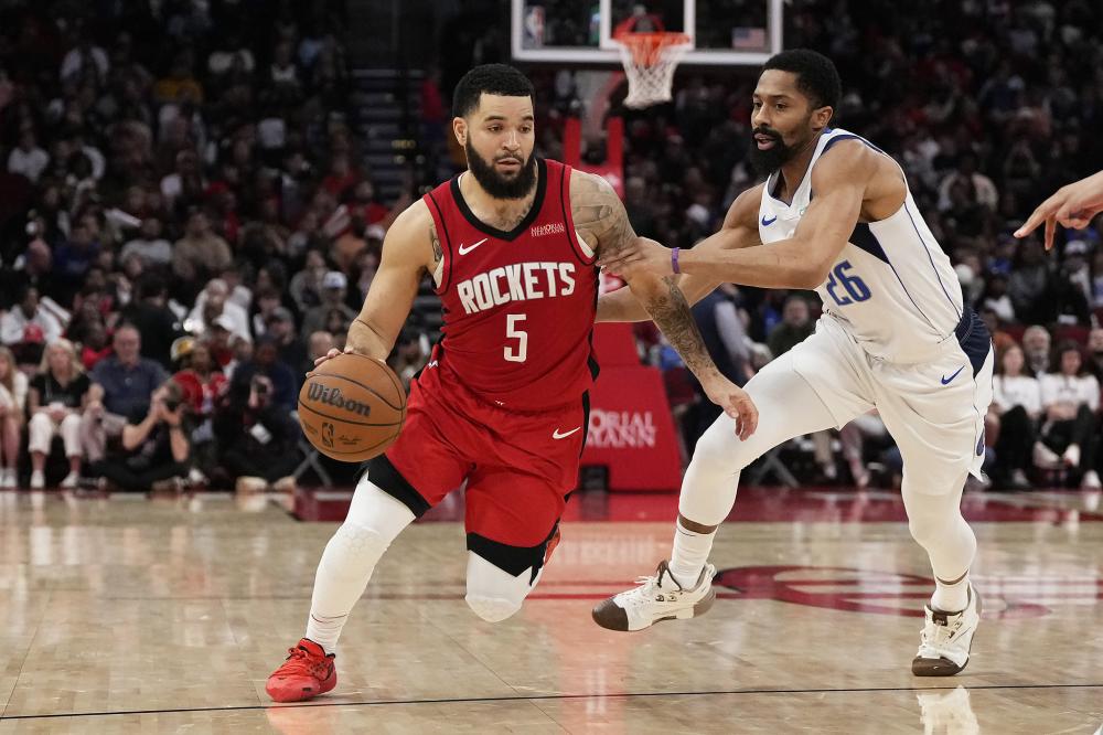 尼科：我不在乎外界的流言蜚语，能为曼城踢球让我自豪.