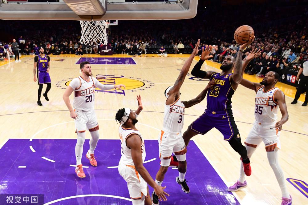 意大利女排3-0美国，晋级四强，队员疯狂庆祝，埃格努20分得分王